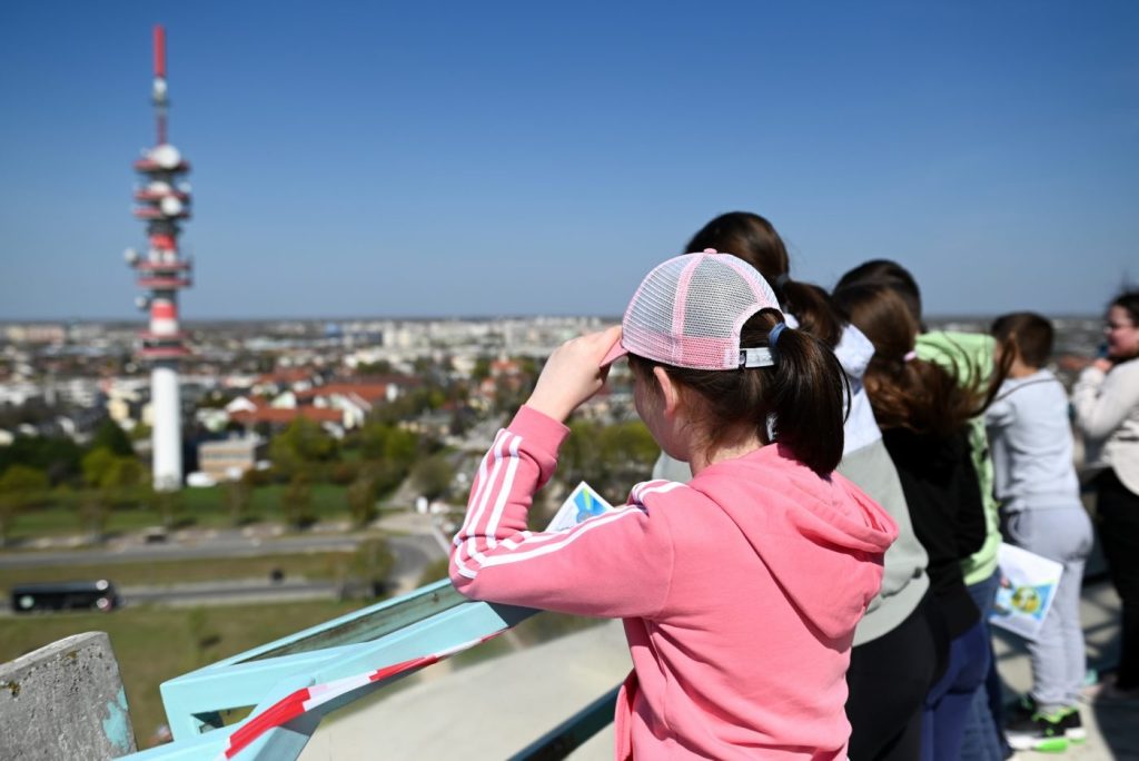 Kilátás a szabadhegyi víztoronyból